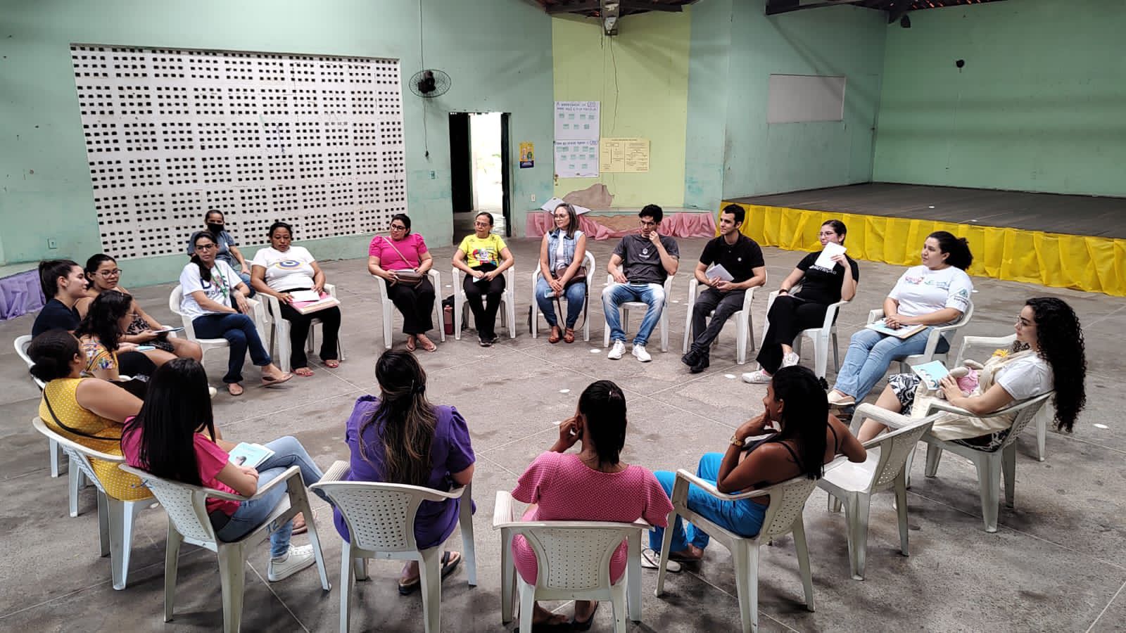 O Programa Cresça com seu Filho Criança Feliz atua em Fortaleza fortalecendo os vínculos familiares