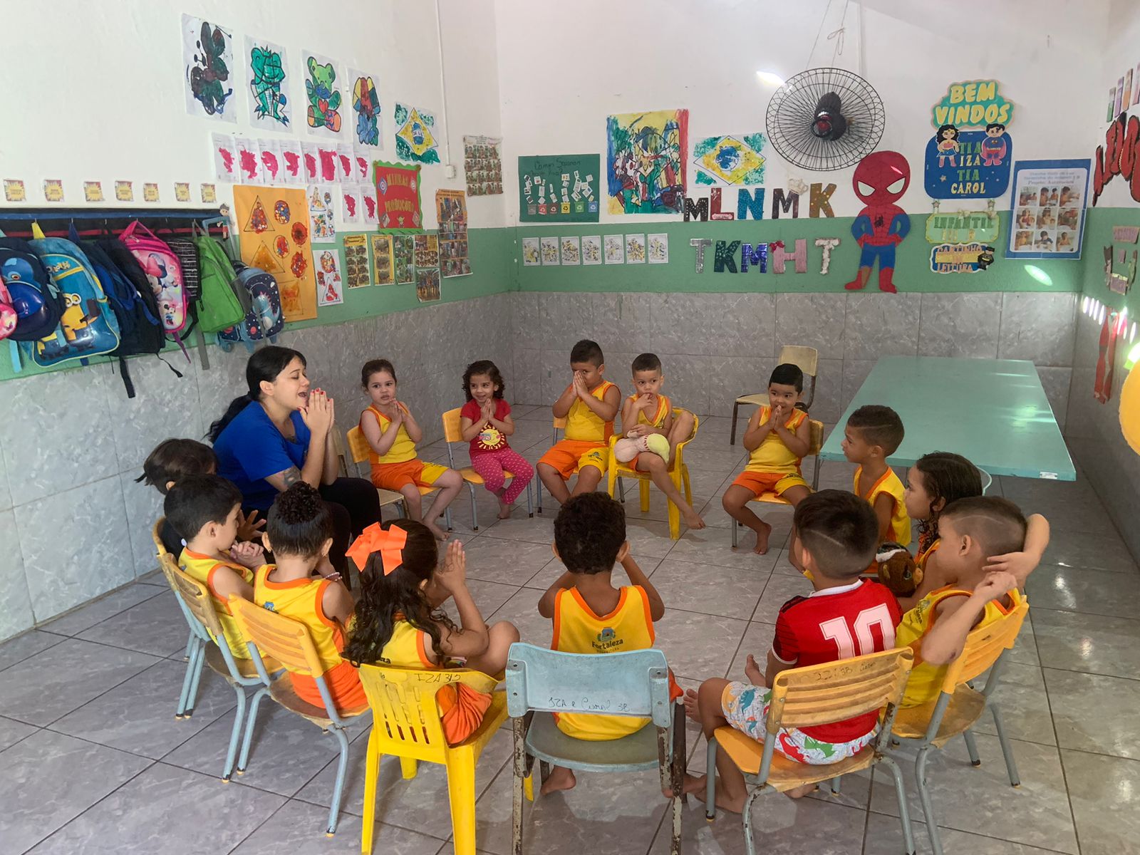 Inclusão e desenvolvimento de autistas em projetos de educação e robótica no Instituto de Arte e Cidadania do Ceará (IAC-CE)
