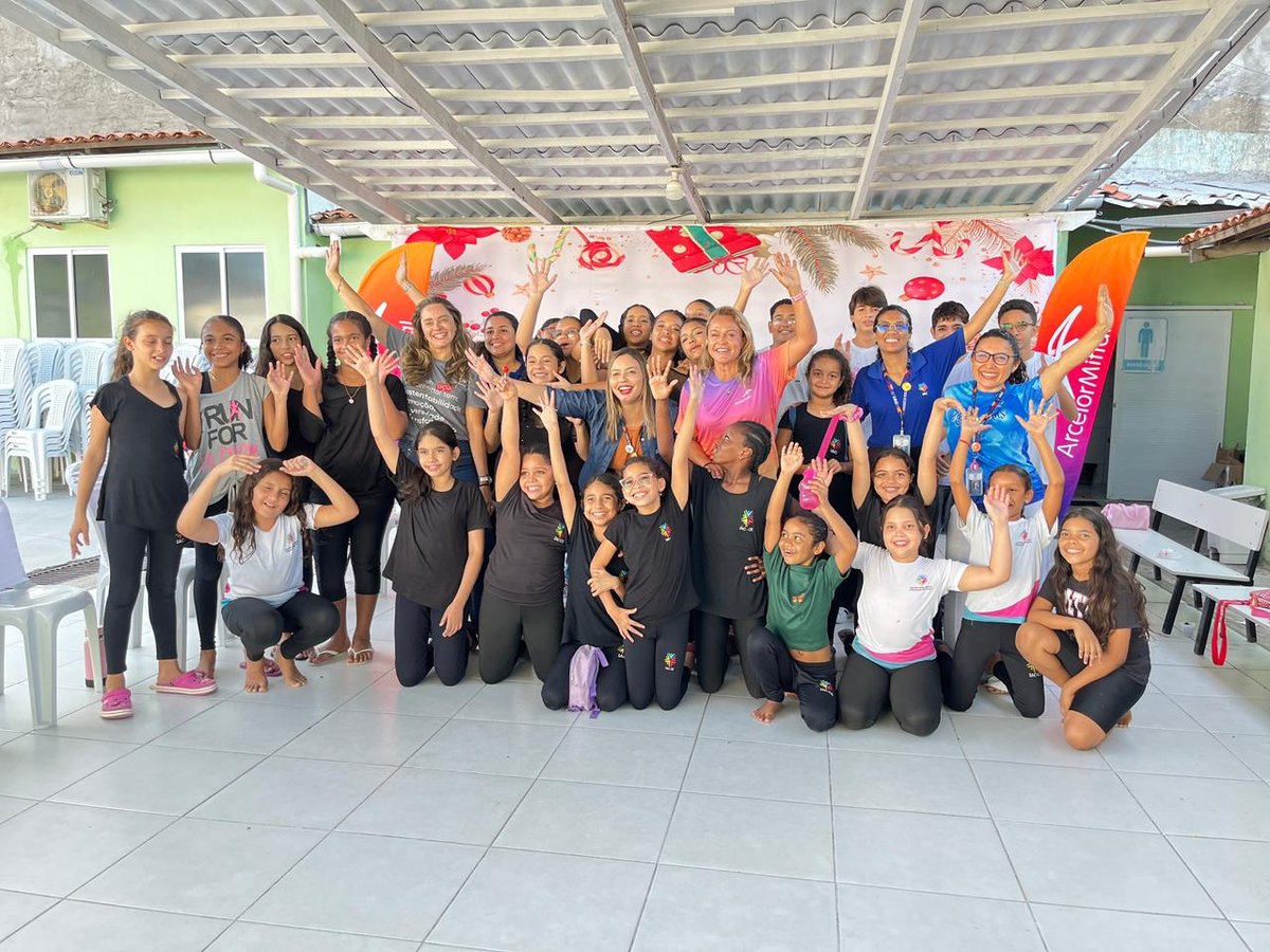 IAC-CE recebe visita da campeã mundial de Bodyboarding Neymara Carvalho