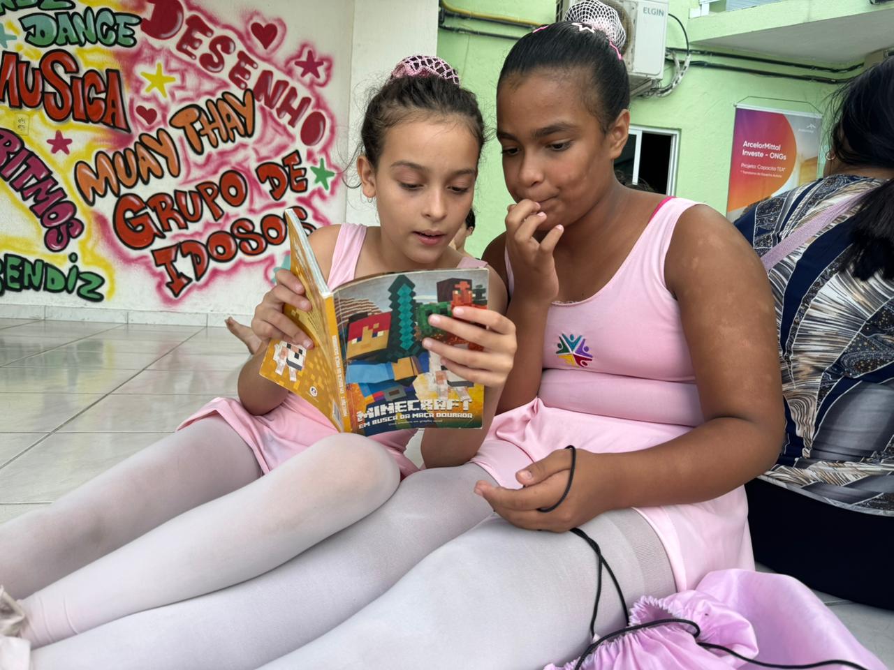 Instituto de Arte e Cidadania do Ceará Lança Campanha "Saber Compartilhado" para Fortalecer o Acesso à Leitura e Educação